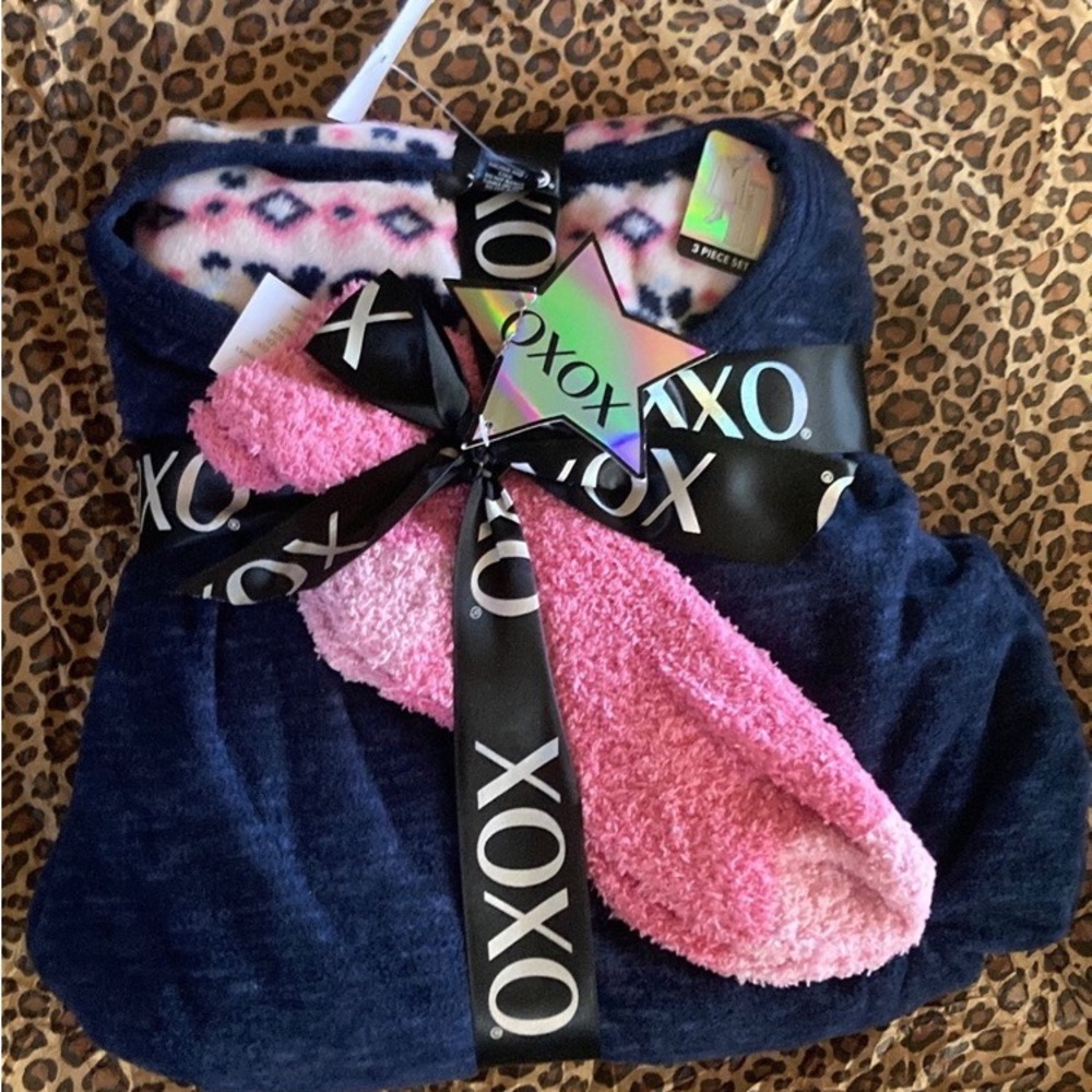 New XOXO 3 piece PJ set
